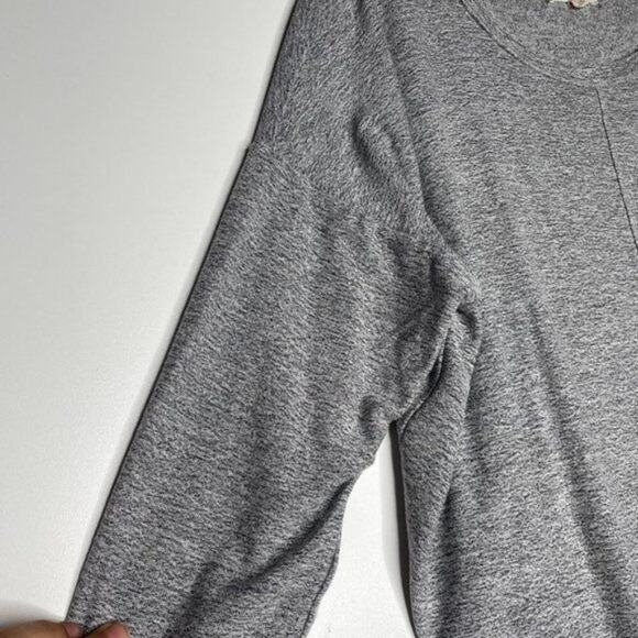 Lou & Gray Womens Top Size S Gray Light Oversized  Scoop Neckline Pullover Top - Picture 10 of 10